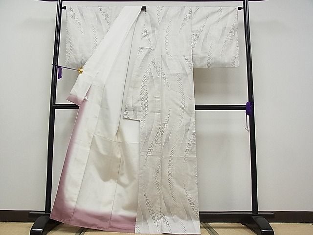 平和屋本店●極上 本場大島紬 白大島紬 桑原織物 二代目 桑原啓之介 9マルキ 七宝よろけ縞 ますいわ屋扱い 証紙付き 逸品 CYAA0259s4