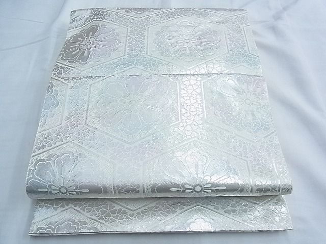平和屋着物◎六通柄 本袋帯 桜花亀甲文 銀糸 やまと誂製 逸品 BAAF6976ow