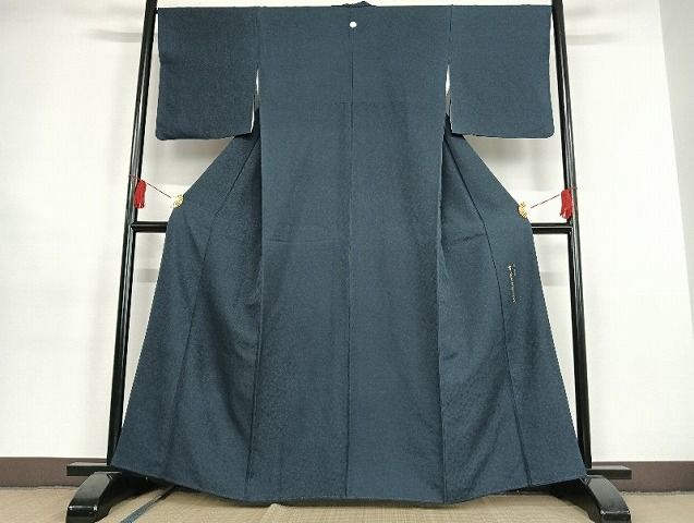 平和屋着物□上質な色無地 草木染 本草木皮草根染 文字地紋