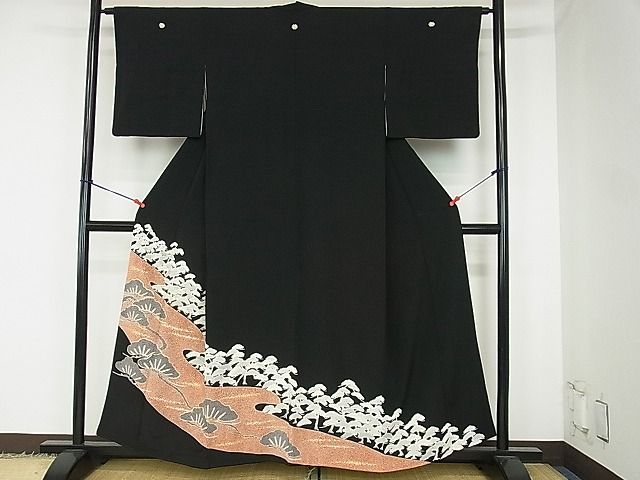 平和屋着物■豪華黒留袖 駒刺繍 松文 逸品 DAAF3246sf