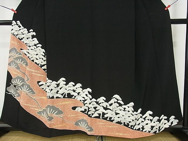 平和屋着物■豪華黒留袖 駒刺繍 松文 逸品 DAAF3246sf