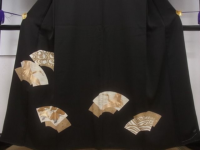 平和屋着物■豪華黒留袖 駒刺繍 地紙重ね飛鶴文 金彩 逸品 CAAF0274ev