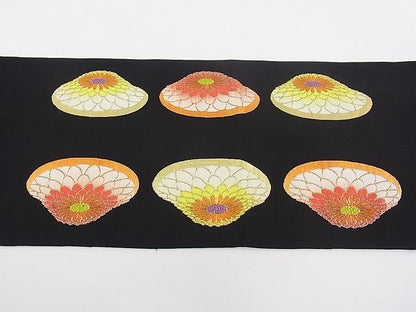 平和屋本店●最高級 龍村平蔵製 六通太鼓柄 本袋帯 追粉菊錦 黒地 金糸 逸品 CZAA0592s4