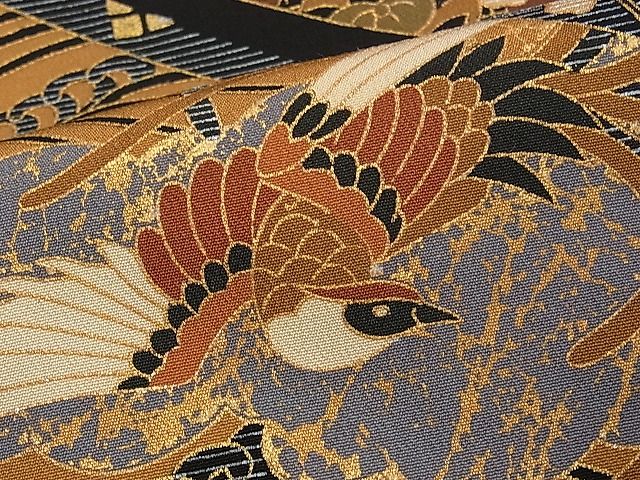 訳あり特価品　扇面に吉祥植物や鳳凰　着物リメイク　黒留袖ジャケット　ボタン 波に扇子と吉祥植物 黒留袖ドレス 着物リメイク バスト120cm以上