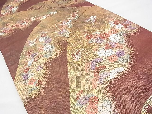 平和屋着物◎六通柄袋帯　唐織　舞蝶秋草文　金糸　逸品　BAAI1637fk