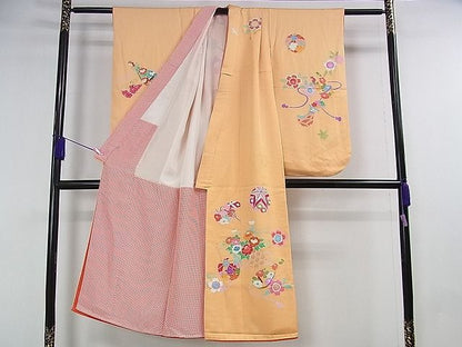 平和屋本店■極上　創業460年・千總　七五三　女の子　7歳　祝着・襦袢(無双仕立て・半衿刺繍)　楽器　花毬文　金彩　逸品　DZAA1741kh4
