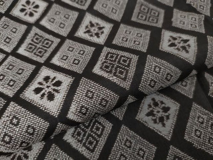 平和屋本店●極上　本場大島紬　十八算　12マルキ　古代染色純泥染　優粋　花菱　鈴乃屋扱い　証紙付き　逸品　DZAA1775kh4