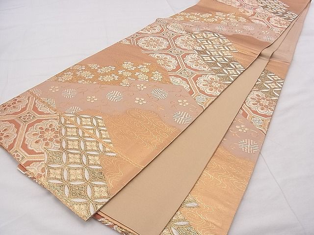 袋帯 荒波に美しい松 引き箔 正絹 AO-3844 平和屋着物□六通柄袋帯 松皮菱花文 金糸 逸品 uw0853