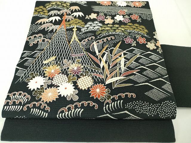 平和屋本店●極上　九寸名古屋帯　刺繍　友禅　網干　水辺吉祥風景　黒地　鬼しぼ縮緬　金糸　逸品　未使用　DZAA1901kh4