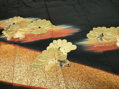 平和屋着物■豪華黒留袖 駒刺繍 松葉花文 暈し染め 金彩 逸品 DAAH6157sf