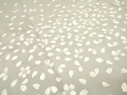 平和屋本店●極上 訪問着 本場大島紬地 総刺繍 蘇州刺繍 舞桜 尾峨佐染繍 上村絹織物謹製 証紙付き 逸品 CZAA0851s4