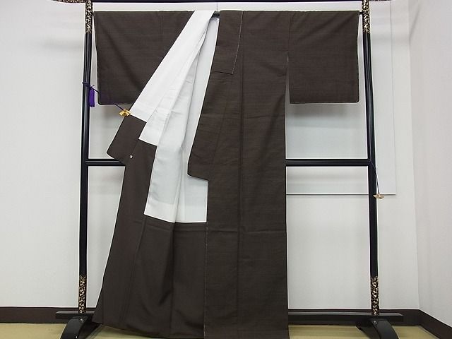 平和屋本店●極上 国指定重要無形文化財 本場久米島紬 手織 涅色 西武百貨店扱い 証紙付き 逸品 未使用 CZAA0629s4