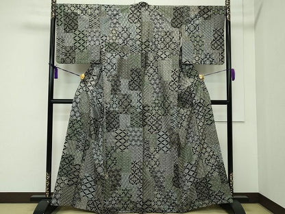 平和屋本店●極上　本場縞大島紬　総刺繍　伽羅沙羅紗　岡江織物謹製　証紙付き　逸品　CZAA0961s4