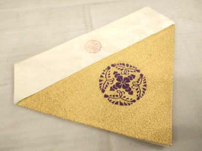 平和屋着物■打敷　内敷　三角　純金　花丸文　法衣　寺院　仏具　仏教　僧侶　神職　装束　AAAK2355Aja