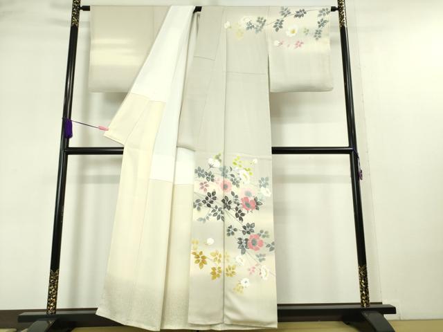 平和屋本店■極上　人間国宝・羽田登喜男　訪問着　枝花文　暈し染め　灰白色地　逸品　DZAA2554kh5