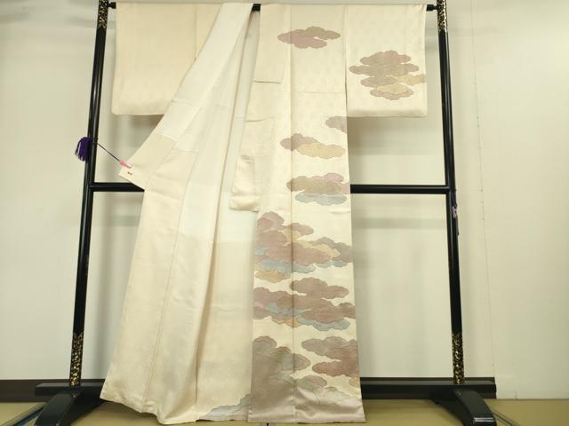 平和屋本店■極上　皇室献上作家　藤井寛　訪問着　駒刺繍　雲重ね　薄卵色地　金彩　三越扱い　逸品　DZAA4992kh5