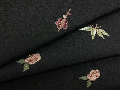 平和屋着物▽上質な小紋 単衣 ロング丈 総刺繍 草花文 黒地 金糸 正絹 逸品 未使用 BAAS8070yc