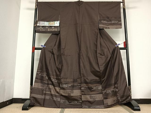 平和屋着物●本場大島紬　訪問着　屋久杉染　横段花文　くぼた織物謹製　証紙付き　正絹　逸品　未使用　AAAT9382np