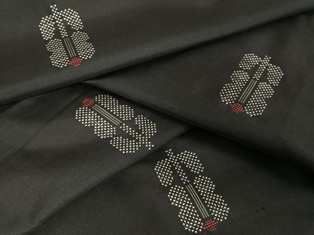平和屋着物●本場大島紬 地空 ７マルキ 椿 黒地 正絹 逸品 AAAT9431np
