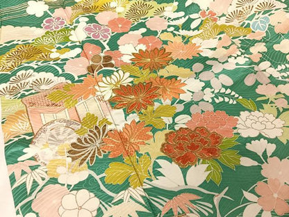 平和屋着物●創業460年・千總　振袖　駒刺繍　御所車飛鶴花文　金糸　金彩　正絹　逸品　AAAT9462np