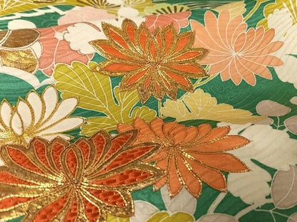平和屋着物●創業460年・千總　振袖　駒刺繍　御所車飛鶴花文　金糸　金彩　正絹　逸品　AAAT9462np