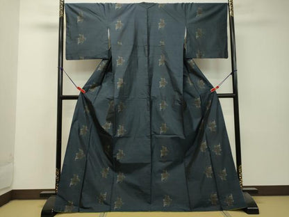 平和屋着物●本場大島紬 草花文 春泥草つむぎ工房謹製 証紙付き 正絹 逸品 DAAS2217tw
