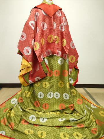 平和屋本店□希少 十二単 唐衣・表着・打衣・五衣 唐織 蝶丸文