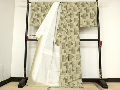 平和屋着物●上質な紬 舞蝶市松 正絹 逸品 AAAU4290np