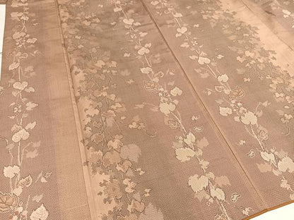 平和屋着物●本場大島紬　7マルキ　葡萄蔦の葉文　正絹　逸品　AAAV9411ph
