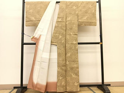 平和屋着物●本場結城紬　重要無形文化財　100亀甲　飛び亀甲　飛鶴鬘帯花文　正絹　逸品　BAAT0909yc
