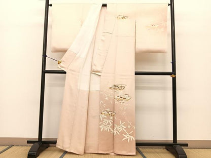 平和屋着物●銀座きしや　訪問着　駒刺繍　冊子花文　暈し染め　金彩　正絹　逸品　BAAT0976yc