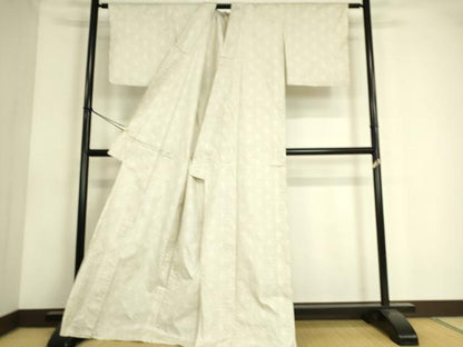 平和屋着物▽本場大島紬 白大島 単衣 9マルキ 麻の葉文 正絹 逸品 DAAS0564az
