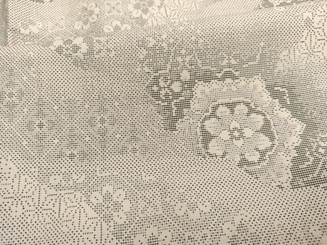 平和屋着物●本場大島紬 白大島 9マルキ 道長蜀江花文 ほていや扱い 正絹 逸品 BAAT6729hv