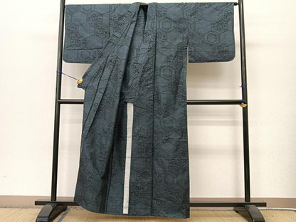 平和屋着物▽本場大島紬 単衣 7マルキ 亀甲花文 正絹 逸品 BAAT9101yc