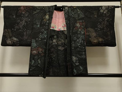 平和屋着物∞羽織 寿光織 地紙重ね御所車花文 黒地 金銀糸 正絹 逸品 CAAR9167id