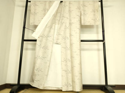 平和屋着物▽本場大島紬 白大島 単衣 草葉文 さが美扱い 正絹 逸品 DAAS0979az