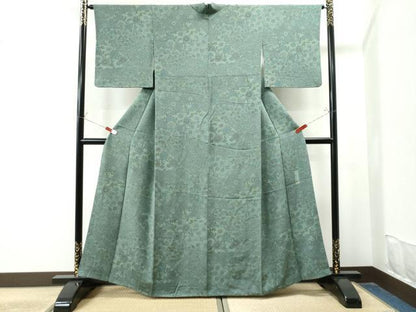 平和屋着物●人間国宝・南部芳松の息子 伝統工芸伝承者彫刻・南部幸雄　型染　小紋　菊唐草文　鬼しぼ縮緬　正絹　逸品　CAAU1970yc