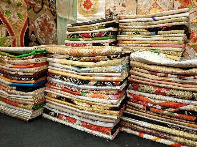 平和屋着物■袋帯 西陣 まとめて100点 鳳凰 向かい鶴 孔雀 人物 蝶 更紗 花柄 宝相華 金銀糸 証紙付き など 未使用品あり 全て正絹 se3392