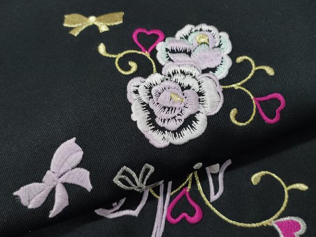 平和屋着物●女性　行灯袴　総刺繍　花唐草文　黒色　卒業式　洗える着物　未使用　CAAU9801vf