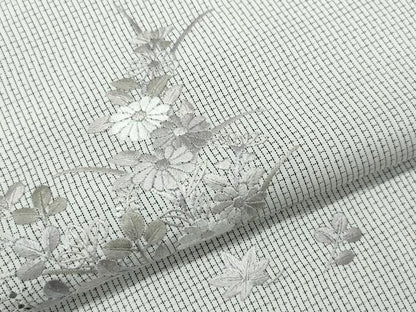平和屋着物●中国三大刺繍　スワトウ刺繍　総刺繍　訪問着　本場大島紬地　白大島　草花文　正絹　逸品　CAAU9917vf