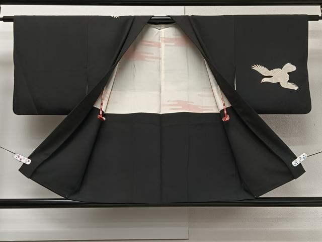 平和屋着物＃羽織　飛鳥文　黒地　金彩　正絹　逸品　CAAV5629id