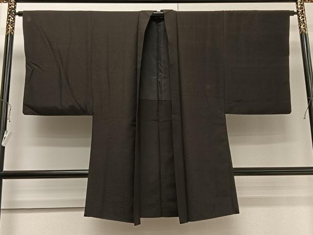 平和屋着物∞男性 長羽織 紬地 暗黒色 正絹 逸品 CAAV5654id