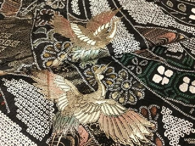 平和屋着物●豪華振袖　絞り　束ね熨斗飛鶴花文　黒地　金彩　正絹　逸品　AAAX0375np