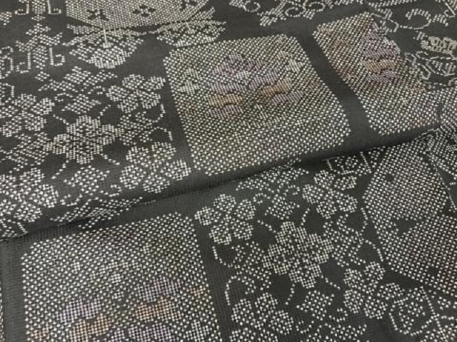 平和屋着物●本場大島紬 一元絣 更紗花文 黒地 正絹 逸品 AAAY1521np