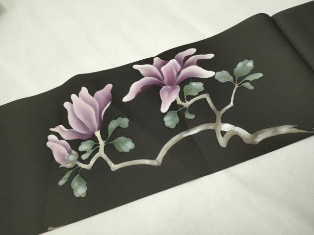 平和屋着物●塩瀬 九寸名古屋帯 手描き 枝花文 黒地 正絹 逸品 CAAV7151hy