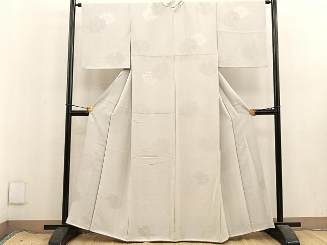 平和屋着物●上質な色無地　牡丹地紋　練色　正絹　逸品　BAAU4235mz