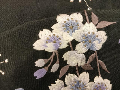 平和屋着物●女性　行灯袴　総刺繍　枝垂れ桜　ラインストーン　黒地　金糸　逸品　BAAU4357mz