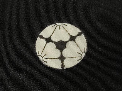 平和屋着物■豪華黒留袖　駒刺繍　吉祥文　暈し染め　金彩　正絹　逸品　CAAV2165ev
