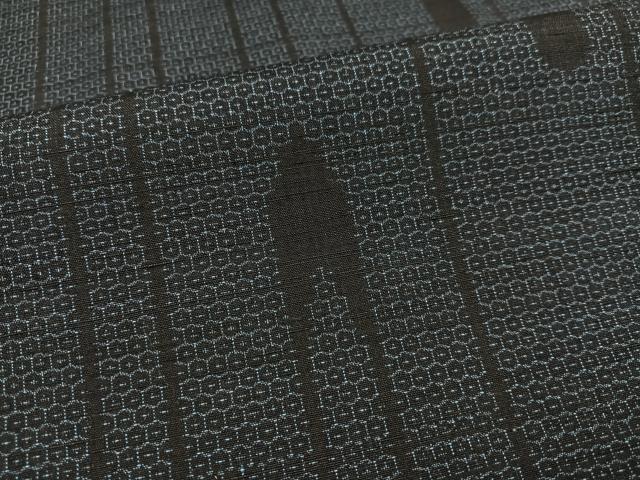 平和屋着物●結城紬　80亀甲　変わり間道　正絹　逸品　AAAZ1937ph
