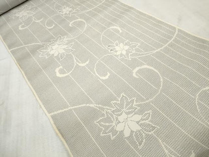 平和屋着物●本塩沢　反物　着尺　150亀甲　花唐草文　上代125万　証紙付き　逸品　未使用　DAAU7711zzz